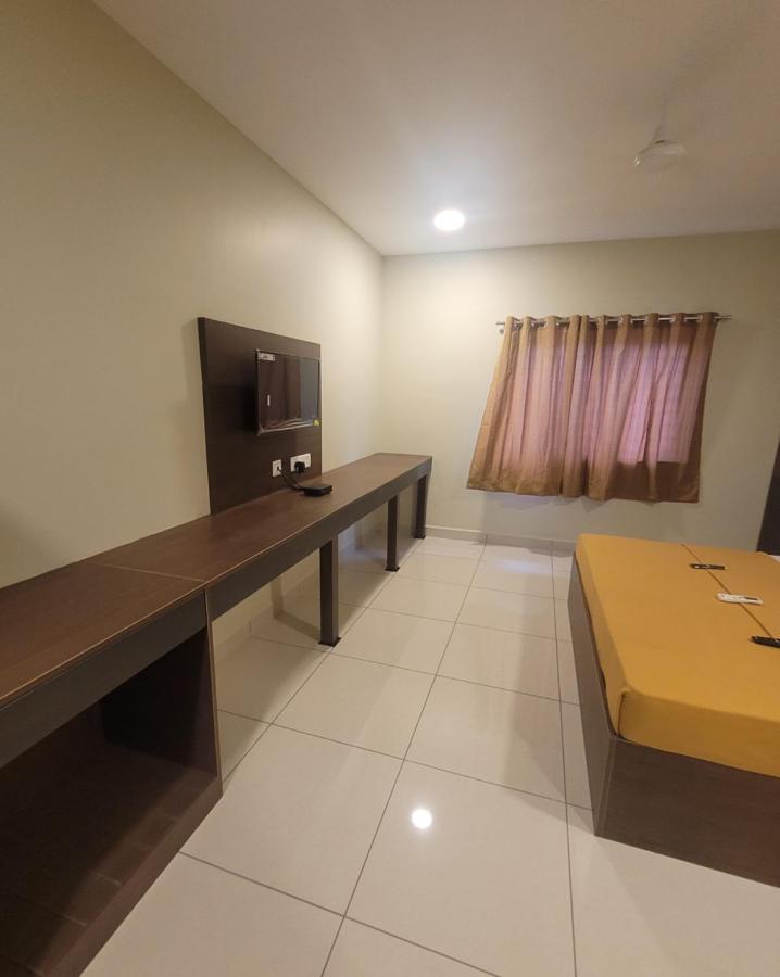 Hotel M Square Vellore Exterior foto